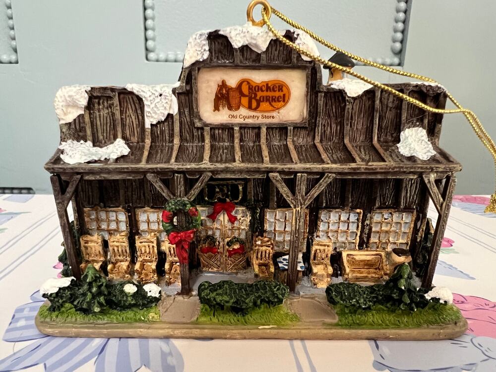 2005 Cracker Barrel Old Country Store Christmas Ornament Rocking Chairs